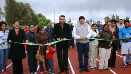 INAUGURAN OBRAS EN LA UNIDAD DEPORTIVA