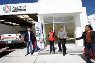 ENTREGA LUCÍA ALONSO ÁREA DE RECEPCIÓN Y OFICINAS DE AUTOLAVADO ECOLÓGICO SEDIF