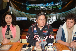 ACUERDAN MEJORAS EN EL SERVICIO DE LA OFICINA MUNICIPAL DE LA SRE