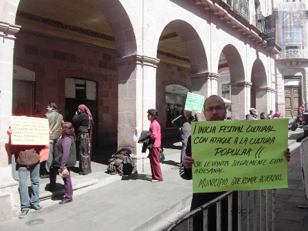 COMERCIANTES DE PORTAL DE ROSALES EXIGEN AL PRESIDENTE SE RESPETE EL CONVENIO