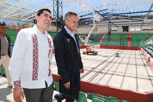 SUPERVISA CARLOS PEÑA REHABILITACIÓN DEL GIMNASIO MARCELINO GONZÁLEZ