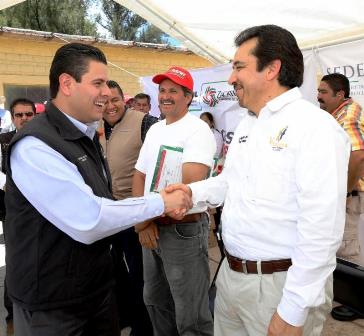 ENTREGA MAR APOYOS POR MÁS DE 29 MDP EN TAYAHUA, VILLANUEVA