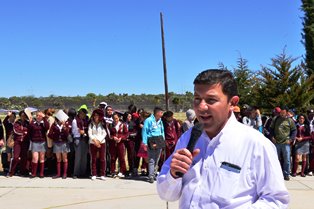 APOYA AYUNTAMIENTO EN CONSTRUCCIÓN DE CAFETERÍA DEL CECYTEZ DE RANCHO GRANDE