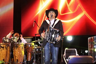 GRUPO INTOCABLE VUELVE CON UNA EXITOSA PRESENTACIÓN EN JEREZ 2015