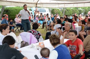 TIANGUISTAS JEREZANOS RECONOCEN TRABAJO DE PEPE PASTELES