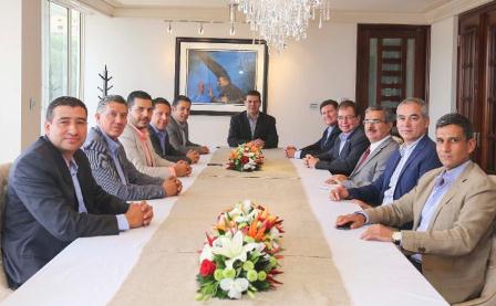 GOBERNADOR Y EMPRESARIOS CERRARÁN FILAS POR ZACATECAS