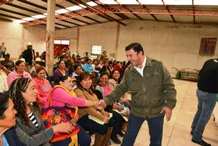 ENTREGA DÉVORA HERNÁNDEZ APOYO AL CAMPO DE CHICHIMEQUILLAS