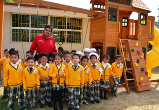 ENTREGA ROBERTO LUÉVANO MÓDULO DE JUEGOS EN KINDER “NIÑOS HÉROES DE CHAPULTEPEC”