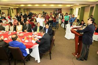 FESTEJA MAR CON PERIODISTAS DÍA DE LA LIBERTAD DE EXPRESIÓN
