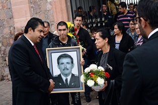 RINDE AYUNTAMIENTO HOMENAJE PÓSTUMO AL FUNDADOR DE LA BANDA MUNICIPAL DE GUADALUPE