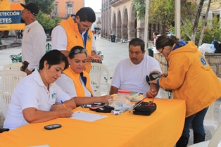 DIF JEREZ Y CLUB DE LEONES LLEVAN A CABO CAMPAÑA DE DETECCIÓN DE DIABETES E HIPERTENSIÓN