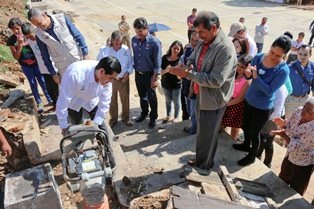 INICIA CARLOS PEÑA LA CONSTRUCCIÓN DE UN DOMO MÁS PARA LA PRIMARIA LÁZARO CÁRDENAS