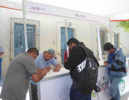 EFECTUARÁ GODEZAC FERIA DEL EMPLEO FRESNILLO 2015