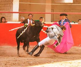 Triunfa Rodrigo Santos en la Magna Corrida de Feria en Fresnillo