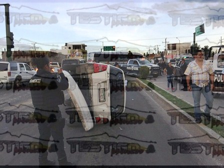 TRAS PERSECUCIÓN DETIENEN A MUJER QUE PROVOCÓ APARATOSO CHOQUE