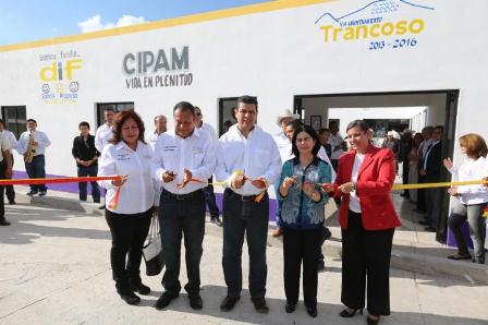 INAUGURA MAR CENTRO DE INTEGRACIÓN PARA ADULTOS MAYORES EN TRANCOSO