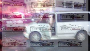 SE LESIONA UNA MUJER AL CAER DE SU MOTONETA