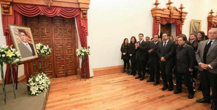 ENTRE LÁGRIMAS Y APLAUSOS RINDE ZACATECAS HOMENAJE A TOMÁS TORRES