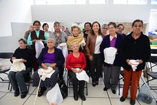 REALIZAN CONCURSO “BORDANDO MIS RECUERDOS”