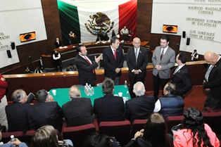 APRUEBAN DIPUTADOS RECURSOS PARA EL INE