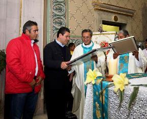 RECONOCE IGLESIA DE VILLA GARCÍA APOYOS DEL GOBERNADOR