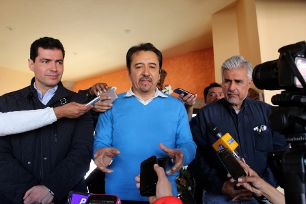 La candidatura de la alianza con el albiazul es para el Sol Azteca: Torres, Flores y Narro