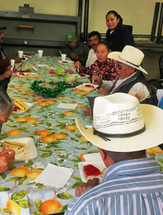REALIZA DIF JEREZ POSADA PARA ABUELITOS DE LA COLONIA SAN ISIDRO