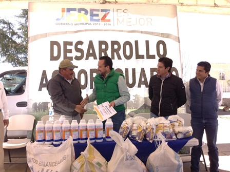 PRESIDENTE MUNICIPAL DE JEREZ ARRANCA PROGRAMA DE FORTALECIMIENTO PARA EL CAMPO