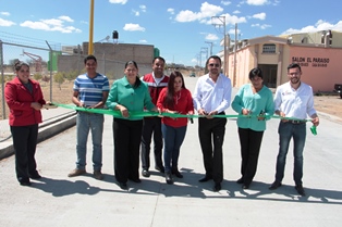 INAUGURAN PAVIMENTACIONES POR EL ORDEN DE 8 MDP