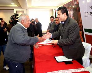 ENTREGA MAR VISAS DE TURISTA Y PASAPORTES NORTEAMERICANOS DEL PROGRAMA CORAZÓN DE PLATA