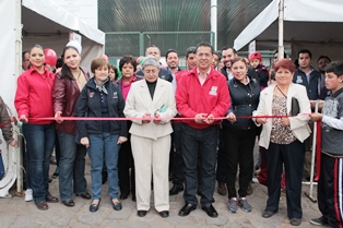 EN AUDIENCIA PÚBLICA ALFREDO SALAZAR ENTREGA UN NUEVO CAMIÓN RECOLECTOR Y UN DOMO