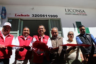 INAUGURAN AUTORIDADES NUEVO PUNTO DE VENTA DE LECHE LICONSA EN EL ORITO
