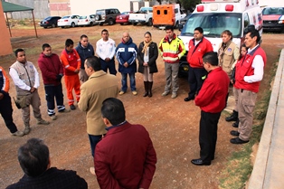REALIZA ALFREDO SALAZAR RECORRIDO POR INSTALACIONES DE PROTECCIÓN CIVIL