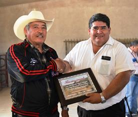 Entregan Certificado de UMA al Ejido de San Juan de La Casimira