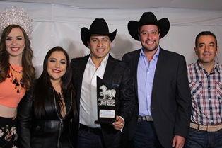 ESPECTACULAR CONCIERTO DE JULION ALVAREZ REÚNE A MAS DE 55 MIL EN EXPLANADA