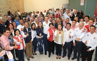 Tello es garantía de un buen gobierno porque él es transparente: líder de la CNOP y transportistas