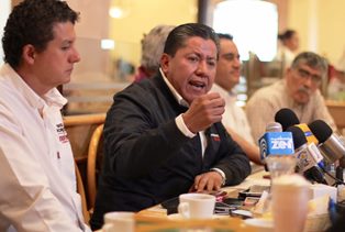 Anuncia David Monreal programa “Becarios sí, sicarios no”; además su 5 de 5