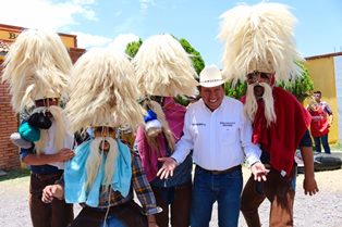 El pueblo es mucho pueblo para tan poco gobierno; esto, por fortuna va a cambiar con Morena