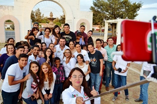 VISITA ALCALDE ESCUELA PRIMARIA Y COLONIA POLVAREDAS