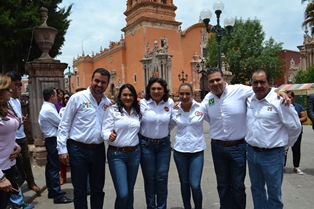Concreta Norma Castorena compromisos para las comunidades