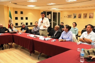 RAFAEL FLORES MENDOZA SE COMPROMETIÓ A CREAR DEL INSTITUTO METROPOLITANO DE PLANEACIÓN Y EL OBSERVATORIO METROPOLITANO ANTE ARQUITECTOS