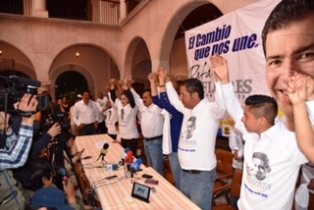 SE ADHIEREN EX MILITANTES DEL PARTIDO ENCUENTRO SOCIAL A LA COALICIÓN UNIDOS POR ZACATECAS (PRD-PAN)