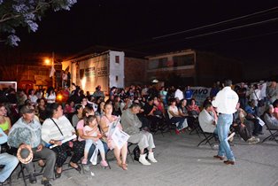 DESCARTAN ATENTADO CONTRA MARCO FLORES; 4 HERIDOS