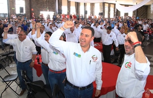En Fresnillo Tello garantiza que los trabajadores mantendrán su empleo