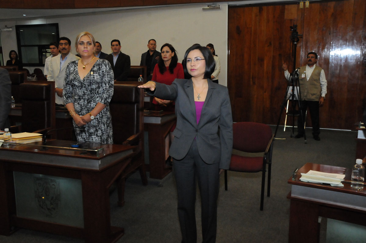 MARÍA DE LA LUZ DOMÍNGUEZ NUEVA TITULAR DE LA CEDH