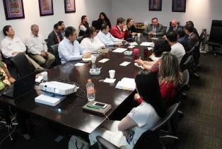 CAPACITAN A PERSONAL DE SEZAC EN NUEVA LEY DE TRANSPARENCIA
