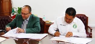 FIRMAN COBAEZ Y SINDICATO ACUERDO PARA DESISTIR DE EMPLAZAMIENTO A HUELGA