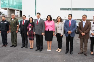 ASISTE SALAZAR DE SANTIAGO A LA INAUGURACIÓN DEL INSTITUTO