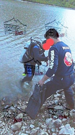 EJECUTAN A DOS Y LOS ARROJAN A UNA PRESA