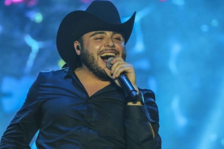 A PESAR DE TODO: GERARDO ORTIZ